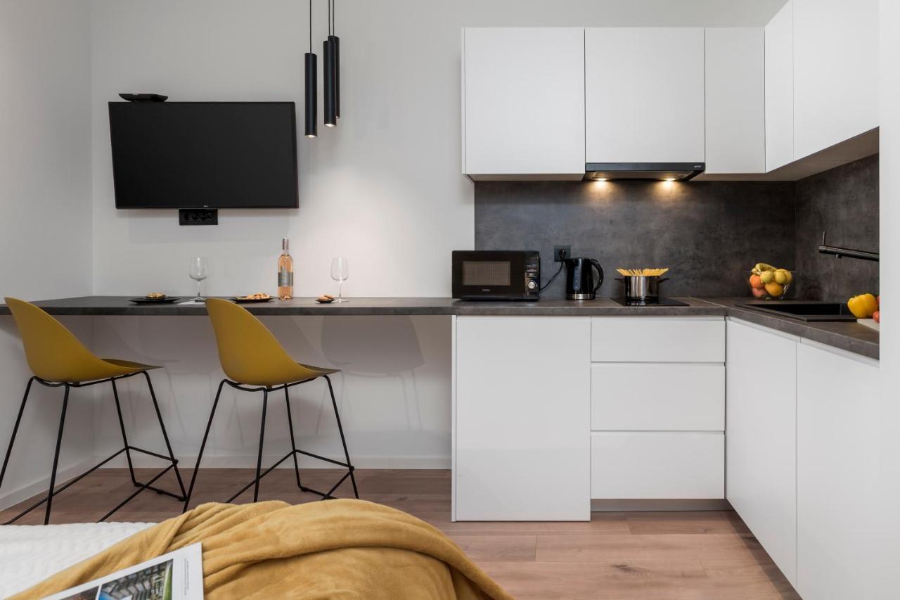 Deluxe Apartments & Rooms "In The Center" Rijeka Ngoại thất bức ảnh