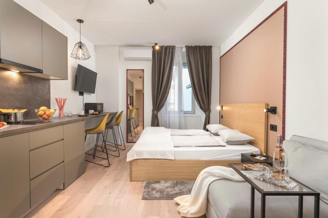 Deluxe Apartments & Rooms "In The Center" Rijeka Ngoại thất bức ảnh