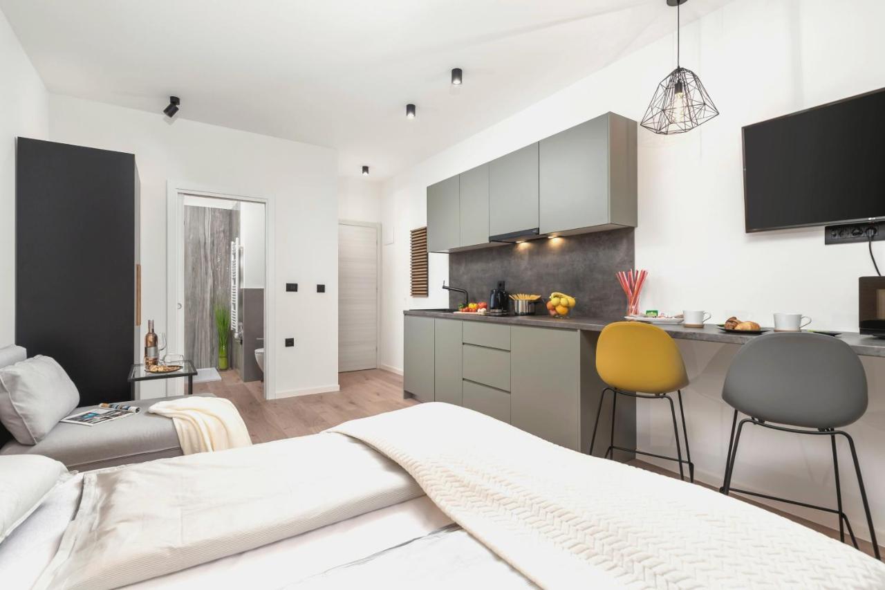Deluxe Apartments & Rooms "In The Center" Rijeka Ngoại thất bức ảnh