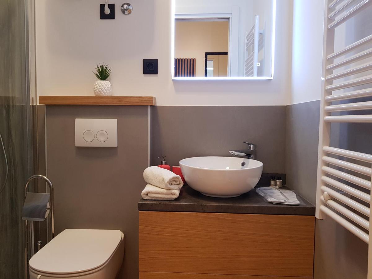 Deluxe Apartments & Rooms "In The Center" Rijeka Ngoại thất bức ảnh
